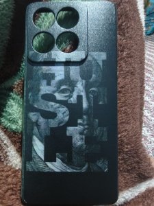 I thought it would be a good cover but it didn't meet my expectations the quality is good but the Design is not good in photo thera is space between camera but in reality it covers all camera